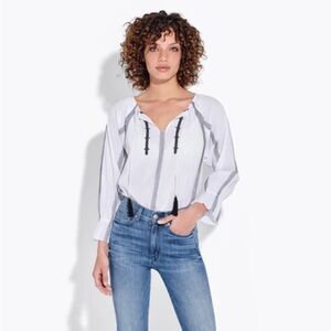 AYR The Memory White & Black Embroidery